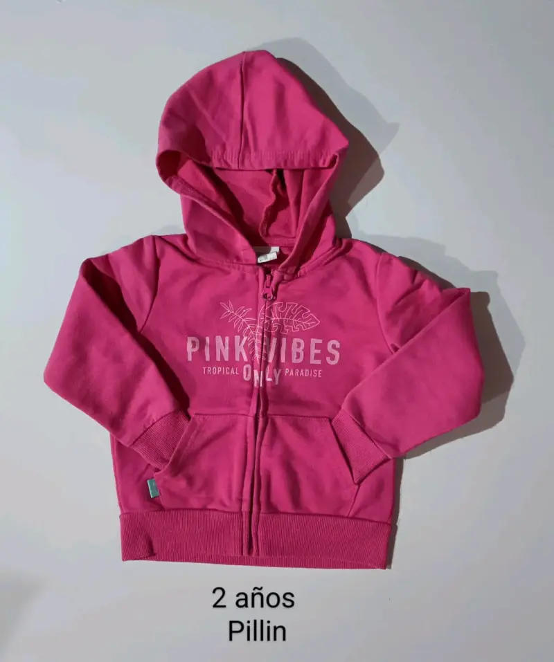 Polerón rosado con capucha para niña 2 años
