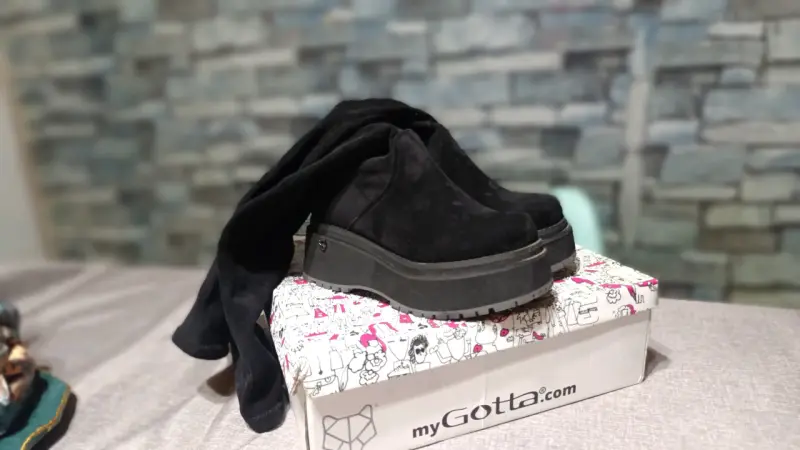 Botas negras de gamuza con plataforma - 2