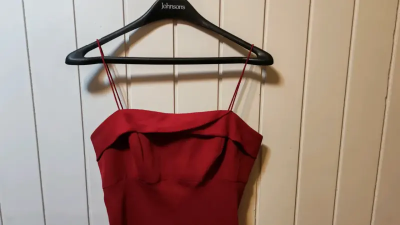 Vestido largo rojo elegante para fiesta - 1