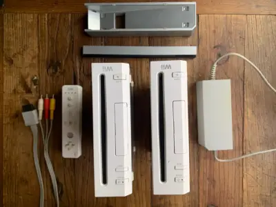 Consola Wii con accesorios y control remoto - miniatura 1