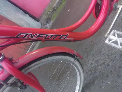 Bicicleta urbana Oxford roja - miniatura 3