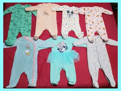 Lote de pijamas para bebita diseños - miniatura 1