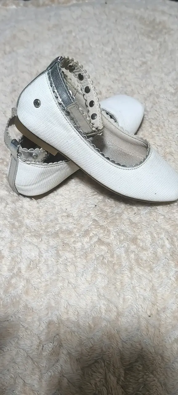 Zapatos blancos de niña con hebilla - 4