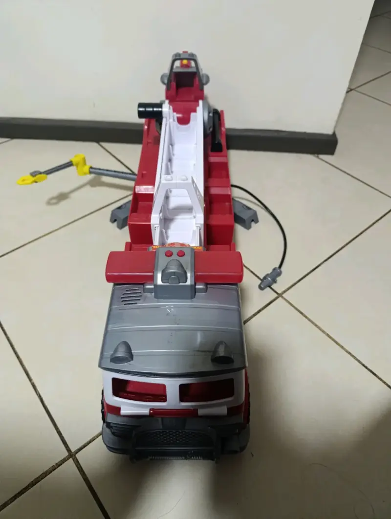 Camión de Bomberos Paw Patrol con Sonidos - 3