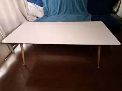 Mesa de centro blanca moderna - miniatura 1