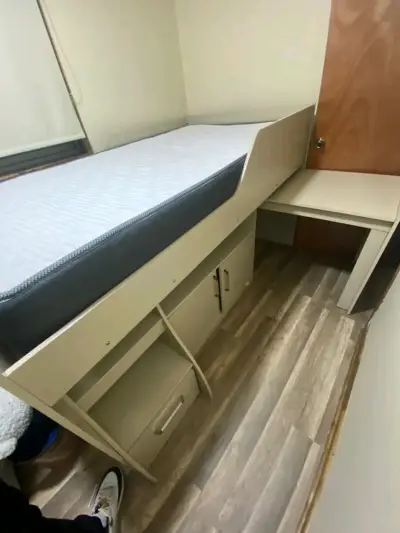 Cama alta con almacenamiento y escritorio - miniatura 2