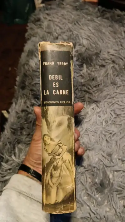 Libro 'Débil es la carne' de Frank Yerby - miniatura 2