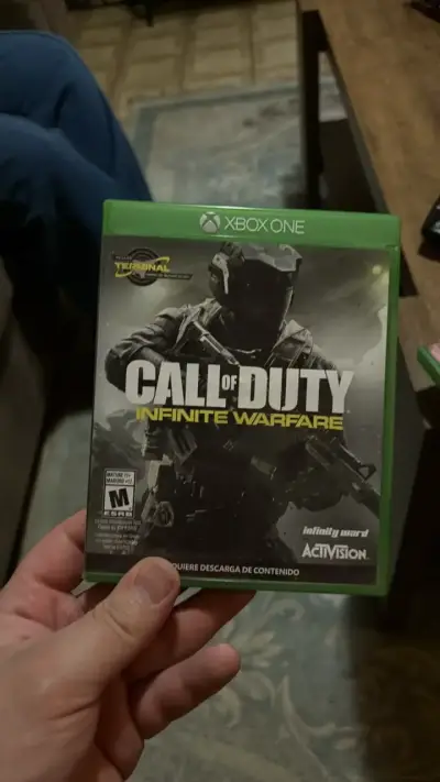 Call of Duty: Infinite Warfare para Xbox One - miniatura 1