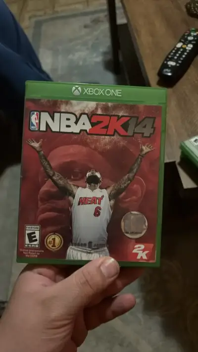NBA 2K14 para Xbox One en buen estado - miniatura 1