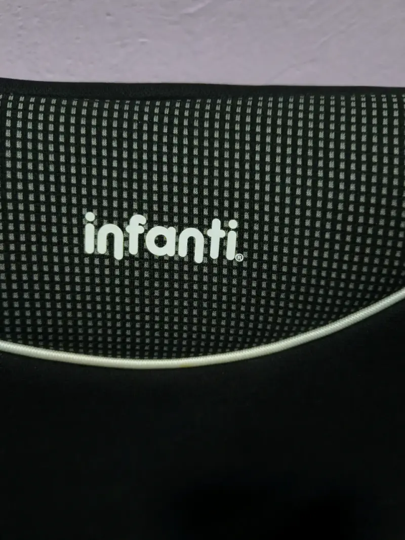 Silla de auto Infanti negra para bebé - 3
