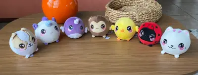 Set de 10 peluches squeezamals - miniatura 4
