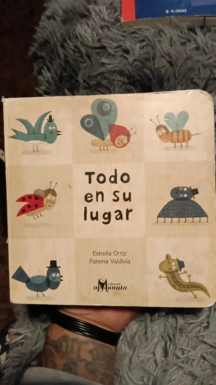 Libro infantil 'Todo en su lugar' de Estrella Ortiz - 1