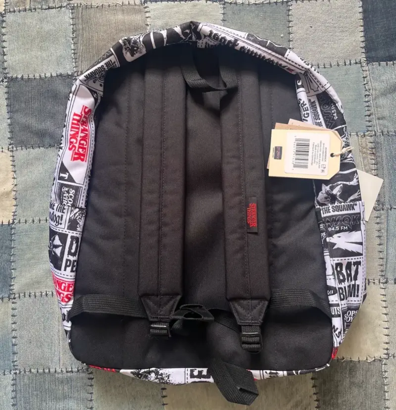 Mochila Jansport Stranger Things edición limitada - 2
