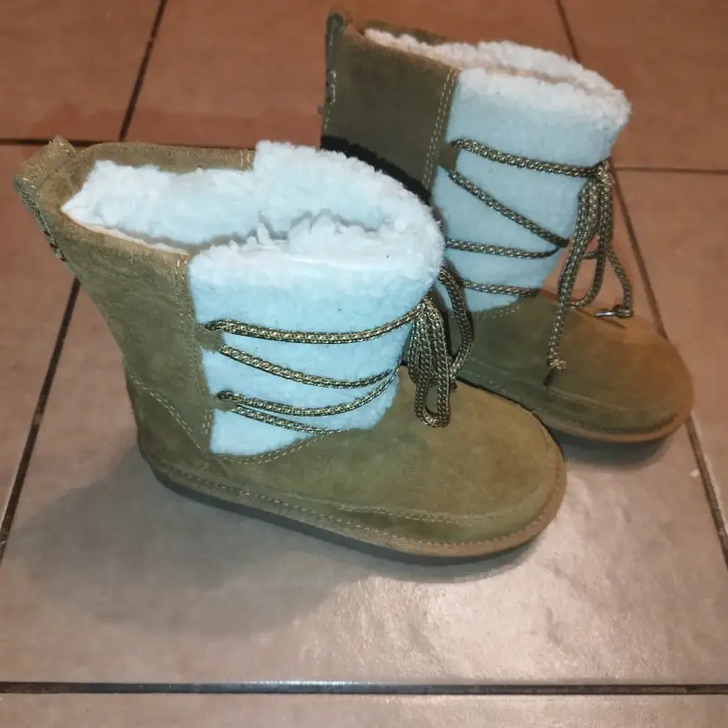 Botas de invierno UGG para niños con forro polar - 1