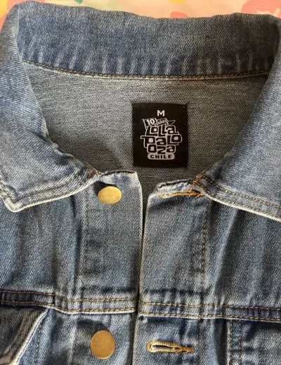 Chaqueta de mezclilla con parches estilo casual - miniatura 3