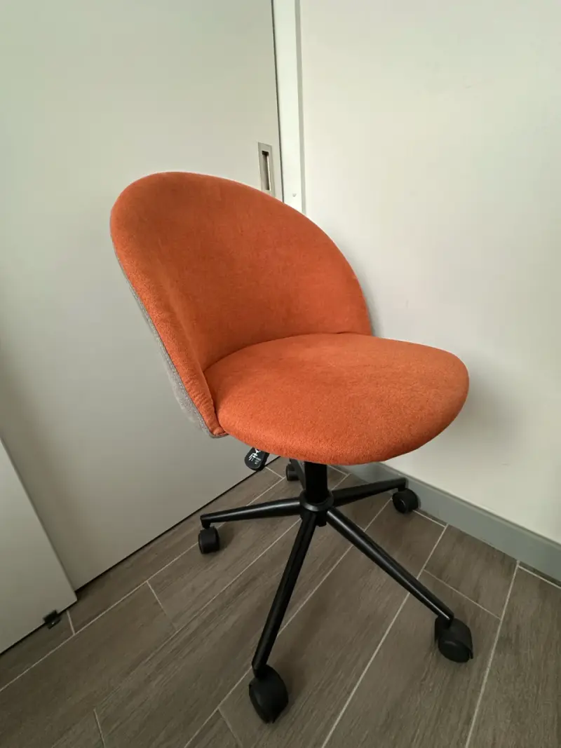 Silla de oficina ergonómica naranja - 1