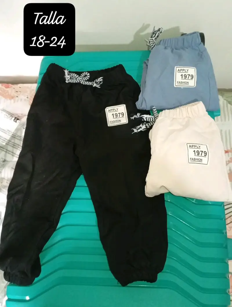 Conjunto de pantalones para niños talla 18-24 - 1