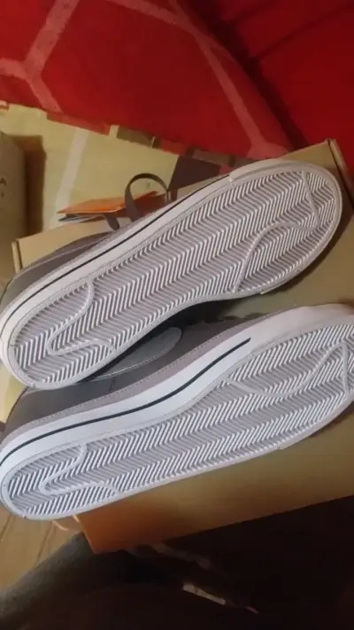 Zapatillas deportivas grises para hombre - miniatura 4