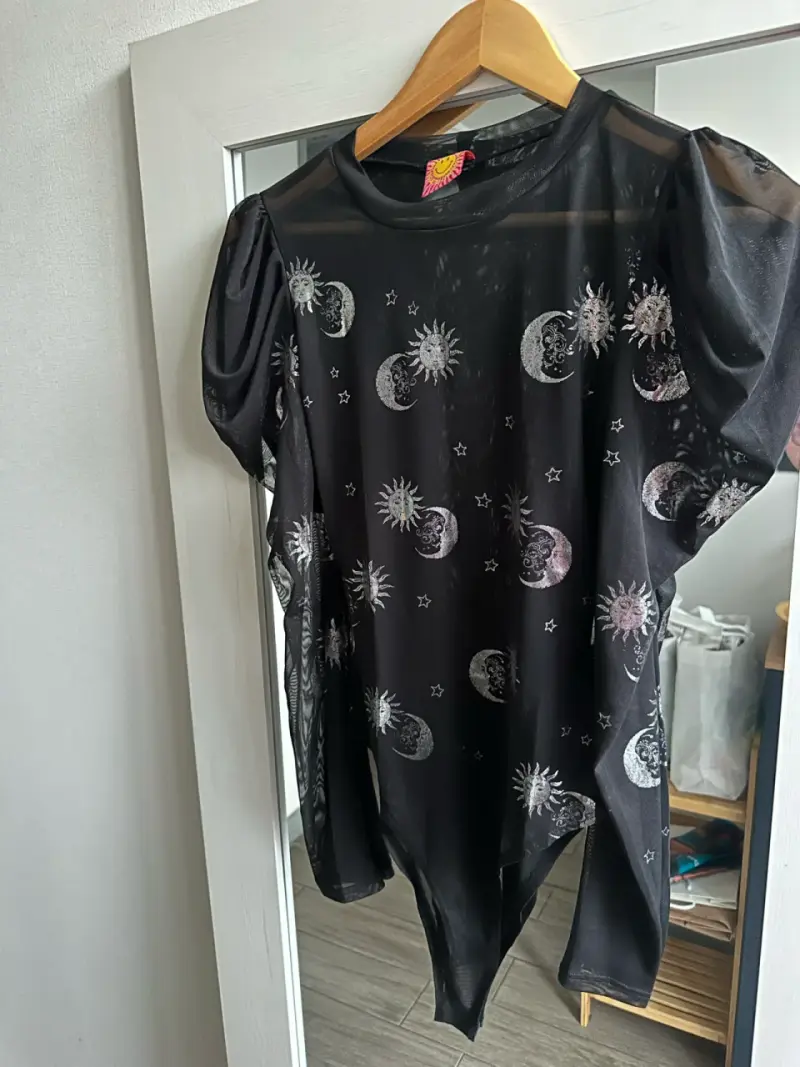 Body negro transparente con estampado lunar - 1