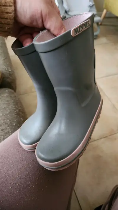 Botas de lluvia Minnie colloky talla 26 - miniatura 1