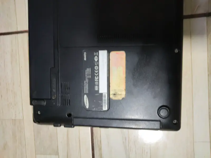 Notebook Samsung usado en buen estado - 6