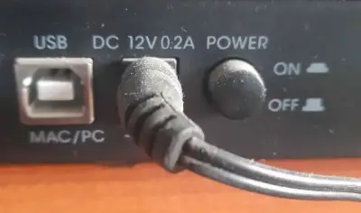 Tocadiscos Ion con tapa protectora - miniatura 4