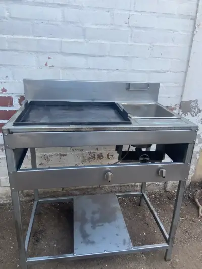Freidora a gas de acero inoxidable con plancha - miniatura 1