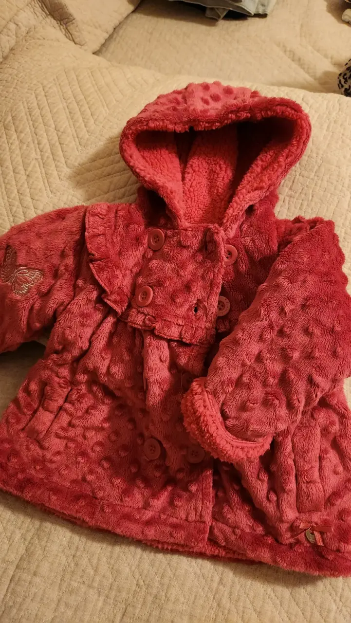 Abrigo de bebé con capucha rosa marca limonada - 1