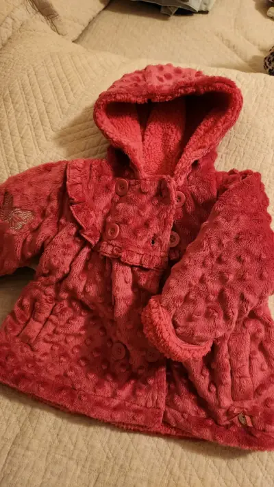 Abrigo de bebé con capucha rosa marca limonada - miniatura 1