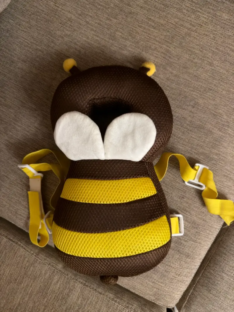 Protector de cabeza para bebé diseño abeja - 1