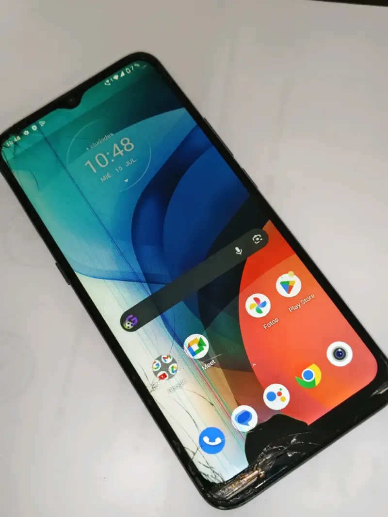 Smartphone Motorola pantalla dañada para reparació - 1