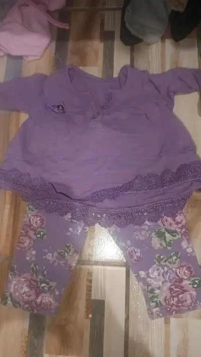 Ropa niña - miniatura 1