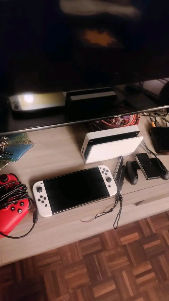 Consola Nintendo Switch OLED con accesorios - 2