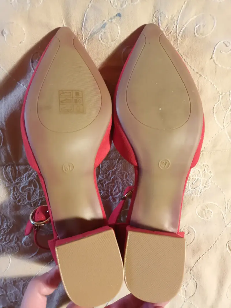 Zapatos de tacón rojo con correa - 5