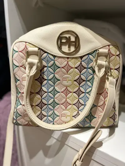 Bolso PH paris hilton  con diseño geométrico - miniatura 1