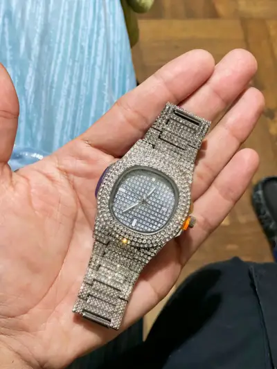 Reloj nuevo diamantes llamativo acero inoxidable - miniatura 2