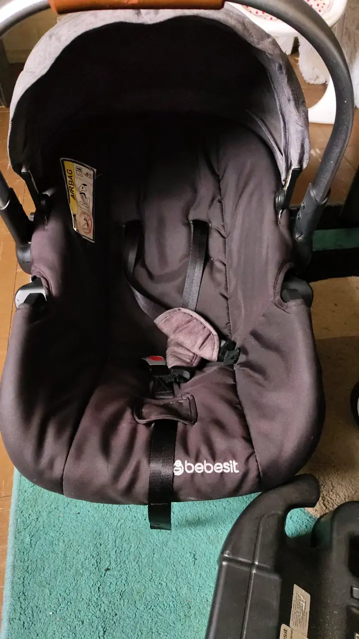 Coche de bebé 3 en 1 con silla y base - 2