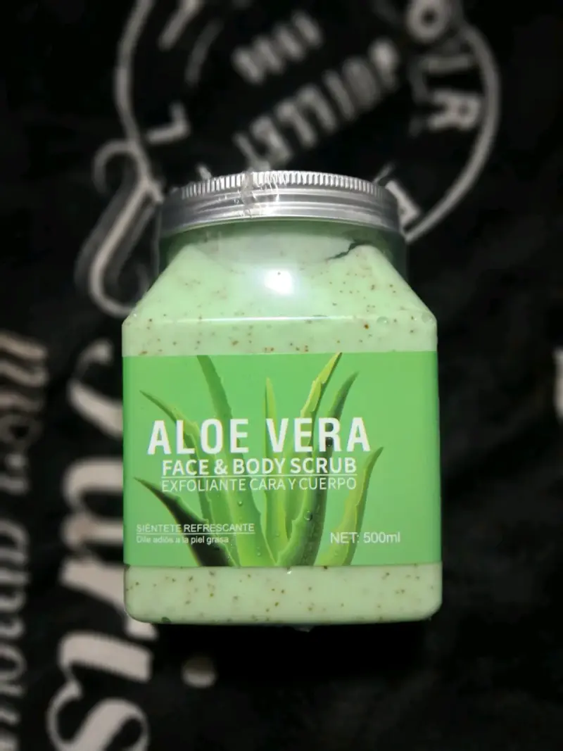 Exfoliante facial y corporal de aloe vera 500ml