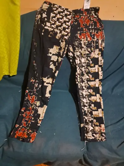 Jeans azul desgastado para mujer - miniatura 2