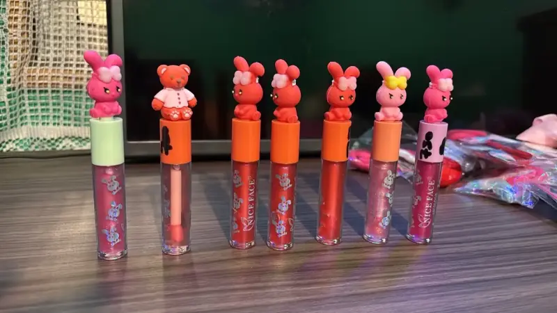 Set de brillos labiales con diseño de animales - 1