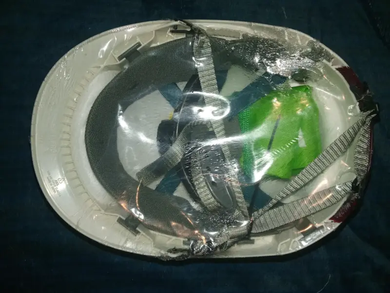 Casco de seguridad blanco con barboquejo - 2