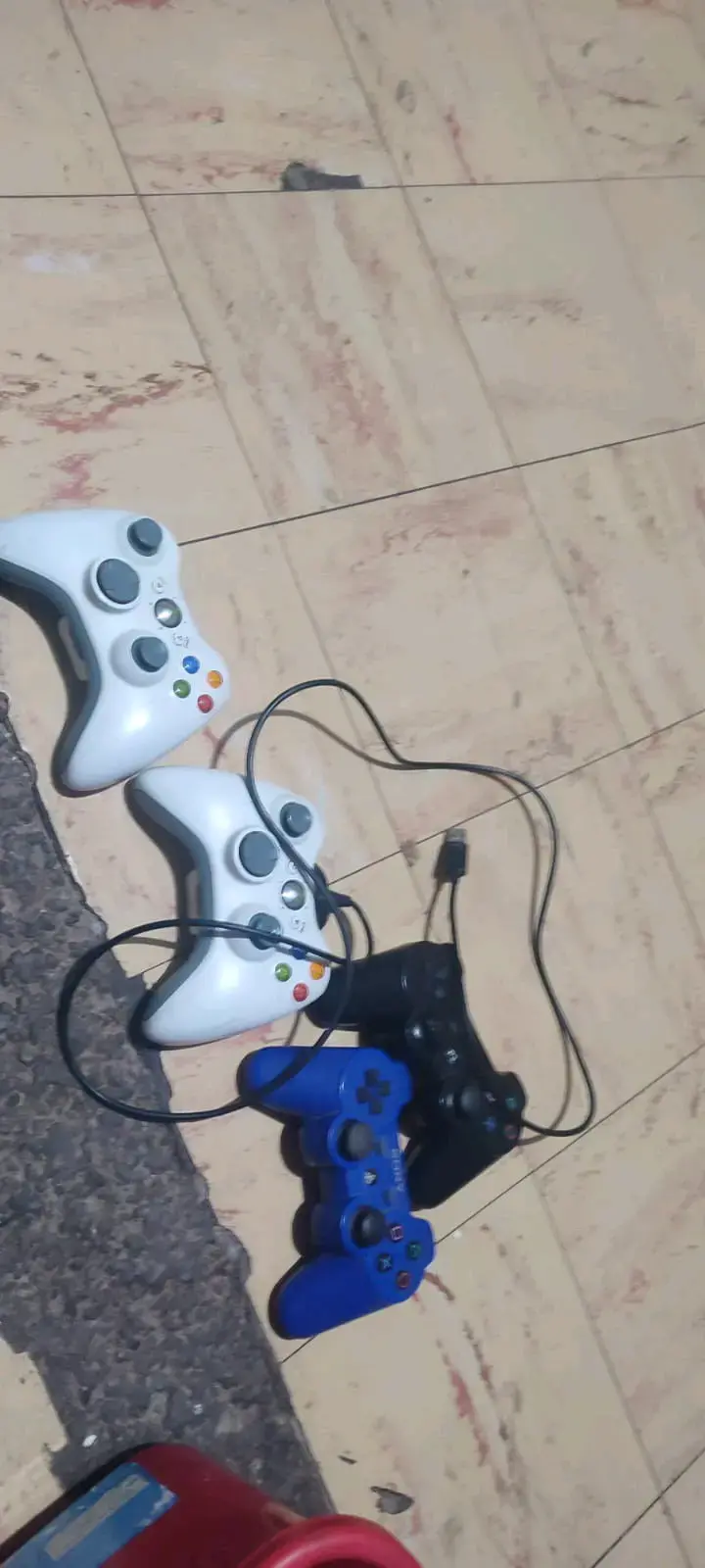 Consola PS3 en buen estado - 2