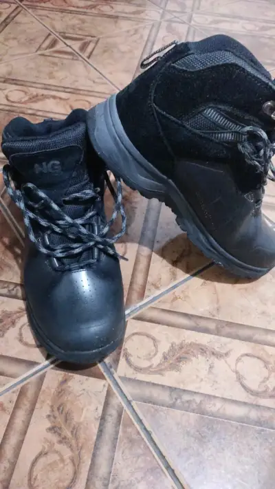 Botas tácticas negras de cuero impermeables - miniatura 2