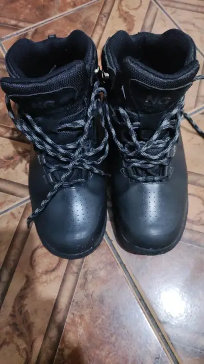 Botas tácticas negras de cuero impermeables - miniatura 3