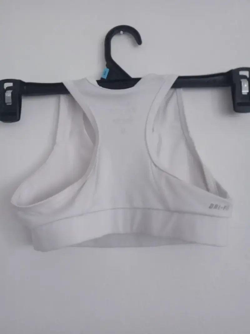 Top deportivo Nike Dri-FIT blanco - 2