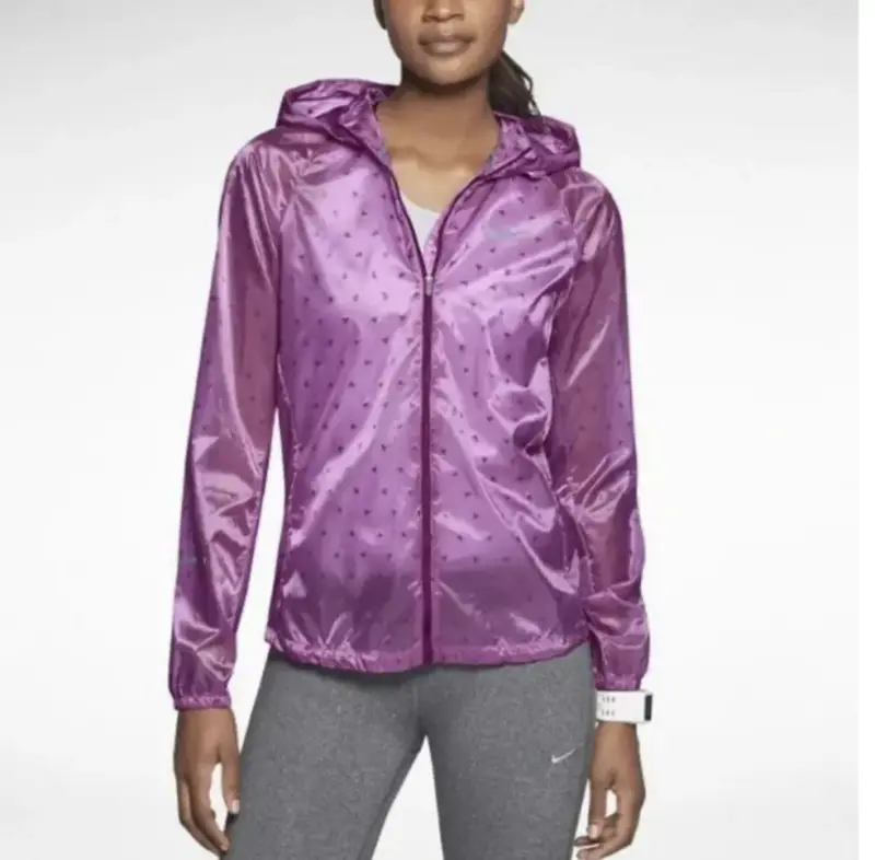 Chaqueta cortaviento morada para mujer - 1
