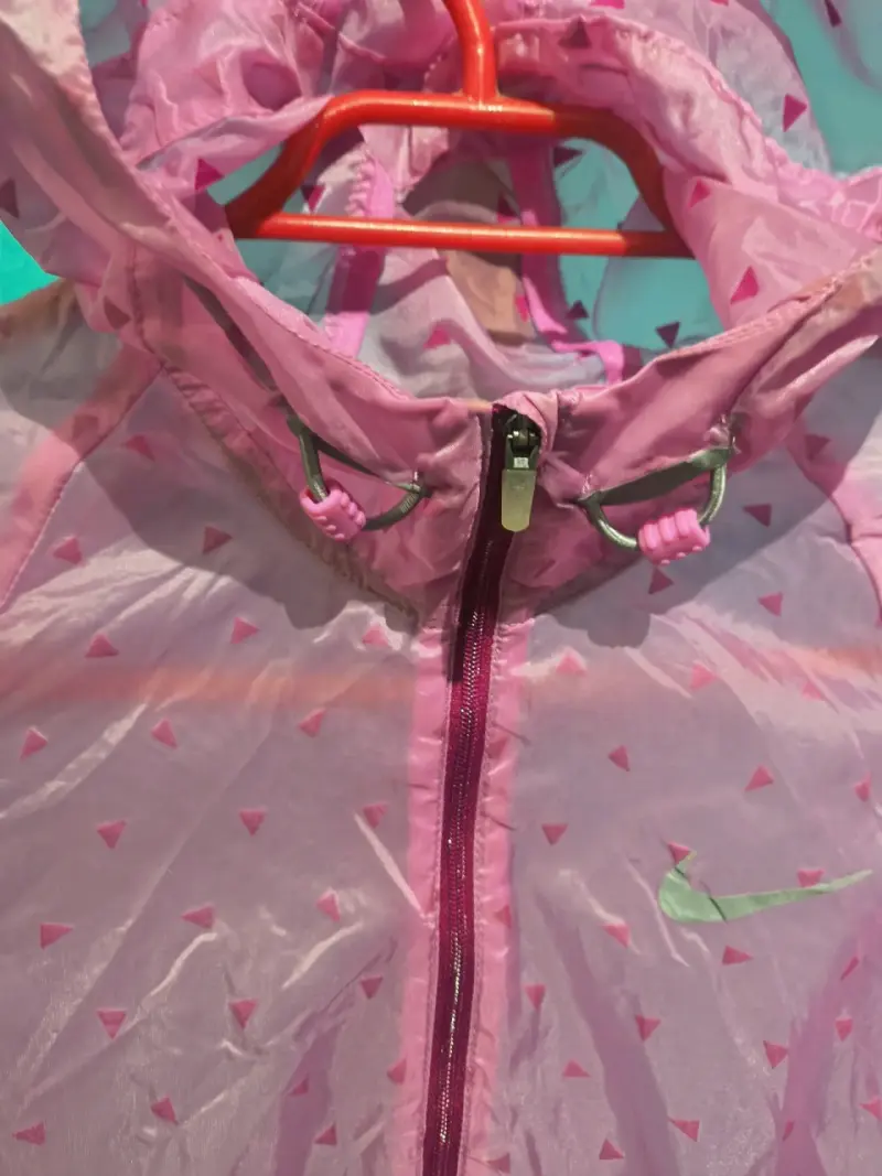 Chaqueta cortaviento morada para mujer - 5