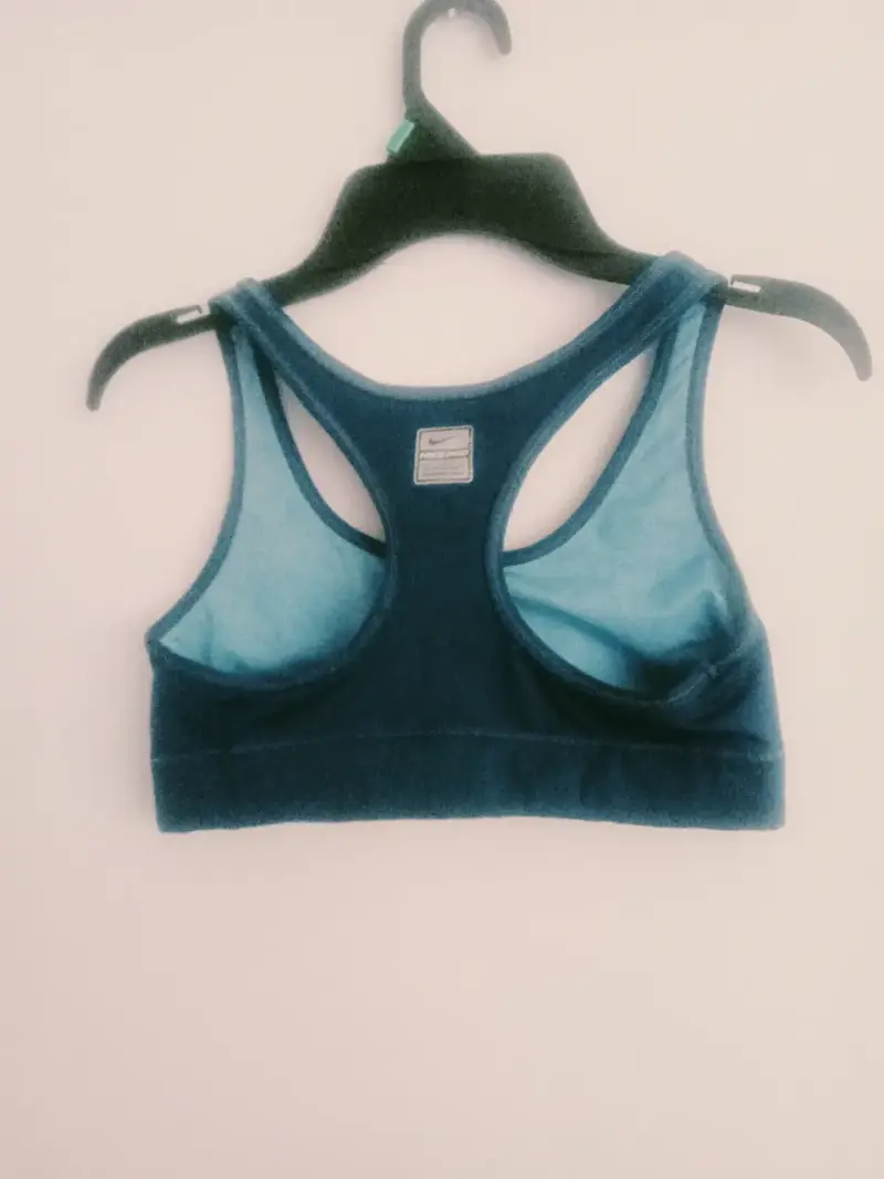 Top deportivo Nike verde petróleo para mujer - 2
