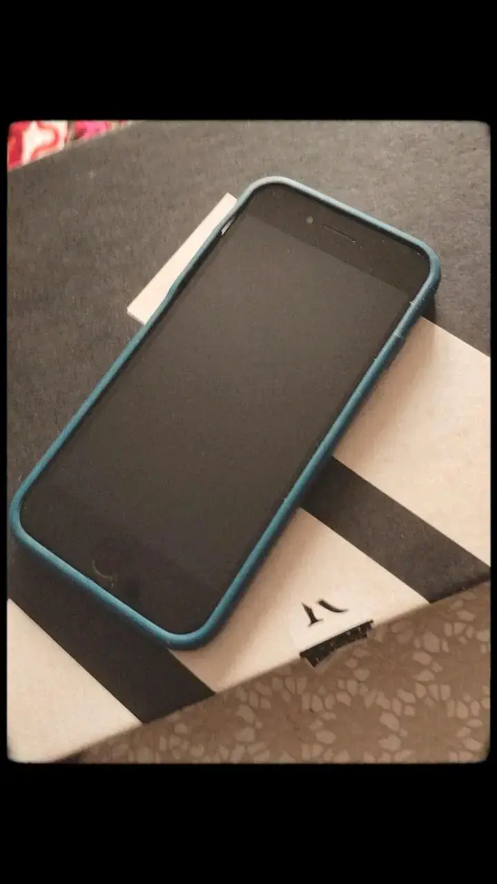 iPhone 7 negro en buen estado - 4