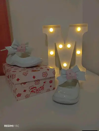 Zapatillas infantiles Ficcus con diseño floral - miniatura 2